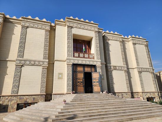 古代都市ペンジケント日帰りツアー　ルーダキーバザール＋ペンジケント遺跡＋サラズム遺跡 ＜貸切／日本語ガイド／昼食付き／サマルカンド発着＞