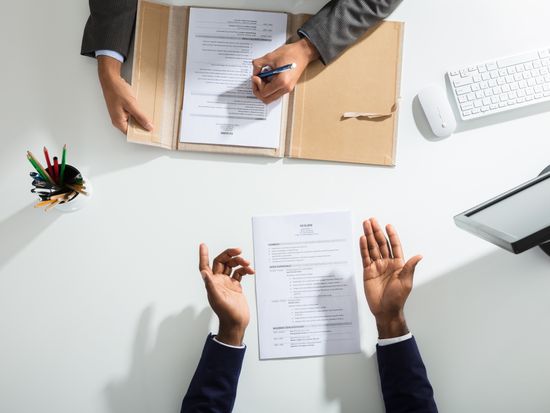 Business_meeting_shutterstock_1005700186