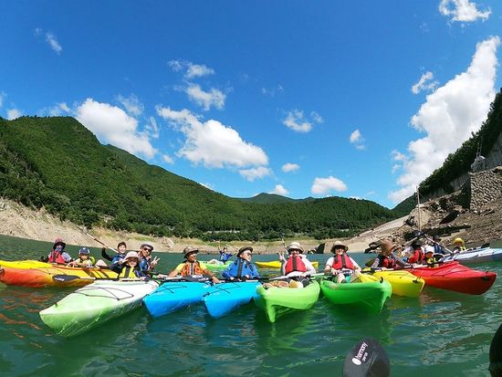 fce515_a4a97683060a46cfb1fc97113