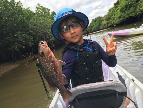 貸切カヤックフィッシング マングローブで釣りと冒険を満喫！写真プレゼント特典付き♪＜石垣島／約2時間／送迎あり＞