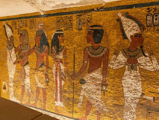 Luxor_Valley of the Kings_shutterstock_2207510943