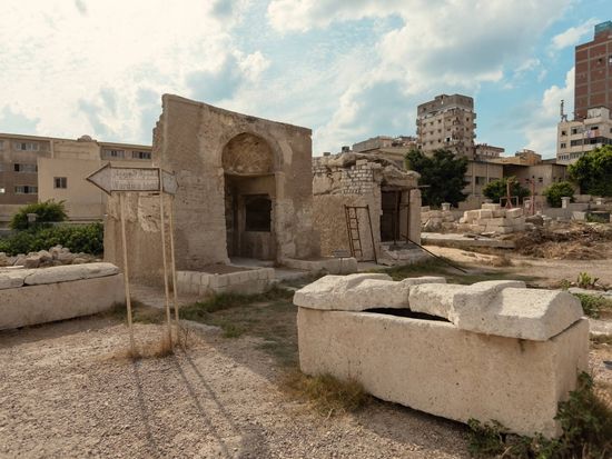 Catacombs_AdobeStock_661009370