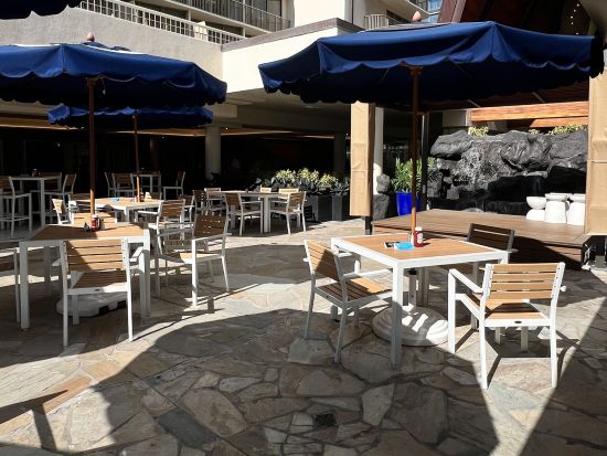 カニ・カ・ピラ・グリル 　食事券＆事前予約　オープンエアーな空間でランチを堪能！ ＜昼食／アウトリガー・リーフ・ワイキキ・ビーチ・リゾート＞