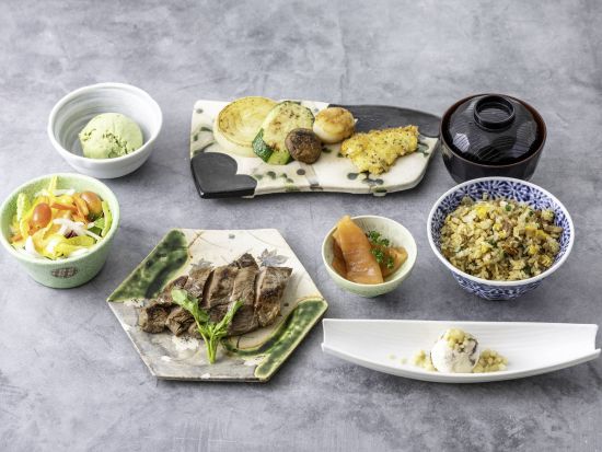 燦鳥（サントリー） 食事券&事前予約　本格鉄板ディナーまたはランチから選べる＜昼・夕／ロイヤル・ハワイアン・センター内＞
