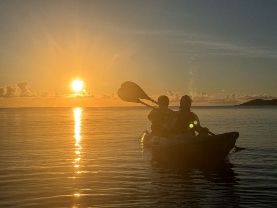 石垣島青の洞窟シュノーケリング　1時間の短時間コース or カヤックやSUPセットのロングコースから選択！石垣島出身ガイドがご案内＜市街地ホテル送迎可／石垣島＞