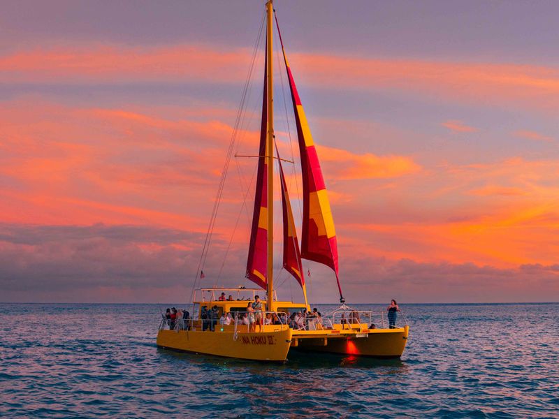 NA HOKU 3 BEST SUNSET 