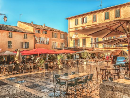 南仏3つの村めぐり　ビオット＋バルボンヌ＋ムージャン 観光ツアー　おすすめガイド井上さんがご案内＜午前発／6時間／日本語ガイド／ニース発＞