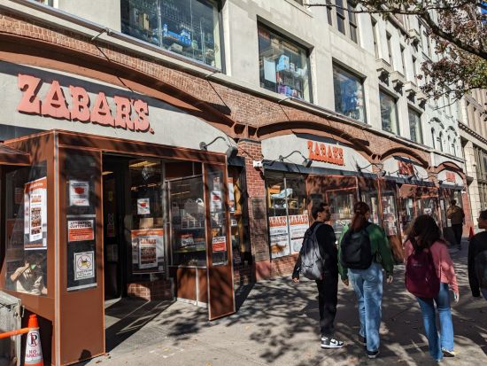 ニューヨーク・アッパーウエストサイド地区　ウォーキングツアー ＜日本語ガイド＞