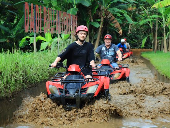 本格的オフロード・バギー体験☆豪快・ワイルド・ATVバギーツアー！バリ島の大自然を駆け抜けます＜終日／ホテル送迎付き／昼食付プランあり＞