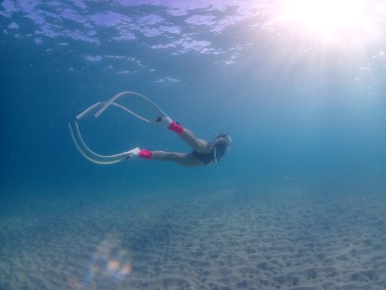 【1組限定・送迎無料サービスあり／宮古島】海の中をより間近で見たい方必見！スキンダイビングツアー〜映え間違いなしのロングフィン貸し出しあり〜＜宮古島＞