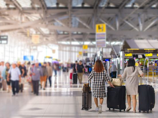 【空港送迎】成都天府国際空港⇔成都市内ホテル＜貸切／中国語ドライバー／日本語ガイドオプション有＞
