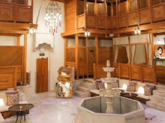 アヤソフィア入場券＆高級ハマム「ヒュッレム・スルタン・ハマム」マッサージ体験（45分）事前予約サービス