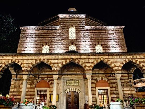 1670577710_H__rrem_Sultan_Hamam__