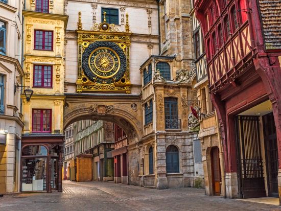 パリ発着　モンサンミッシェル＆ロワール古城巡り　セーヌ川クルーズ＆パリ市内車窓観光付＜6泊7日／月曜／1名催行／日本語＞