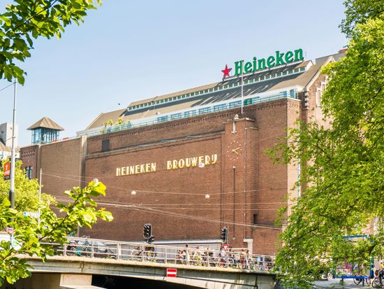 df76a48247a84855b67cb85db44a1526