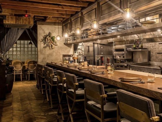 ナチュール・ワイキキ　食事券＆事前予約　地元の食材をふんだんに使用したアイランドフレンチ　牛フィレステーキは絶品！＜夕食＞