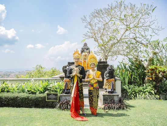 バリ島 フォトウエディング　GWKカルチュラルパークでウェディングフォト撮影を満喫　安心のワタベウェディングがプロデュース ＜日本語スタッフ／往復送迎＞