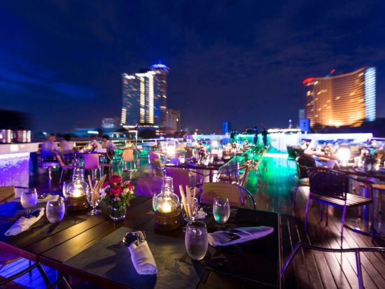 ワンダフルパール号ディナークルーズ　バンコクの夜景とタイ古典舞踊を満喫！ ＜現地集合／ビュッフェディナー＞