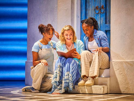 1102-0595_c_Brinkhoff-Moegenburg copy 2