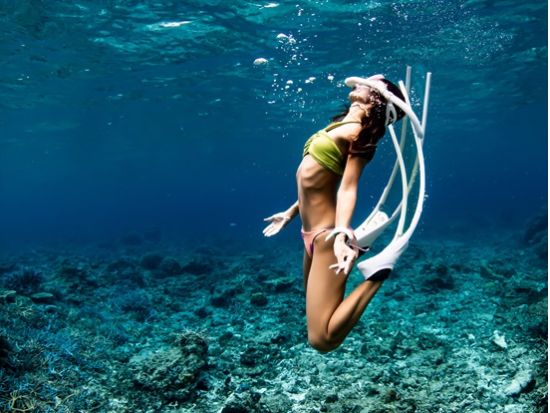 ケラマスキンダイビング 世界で話題のスキンダイビングを満喫 ロングフィンで自由自在に泳ぐ感動体験 心も体もリフレッシュしよう＜送迎付き／那覇発＞