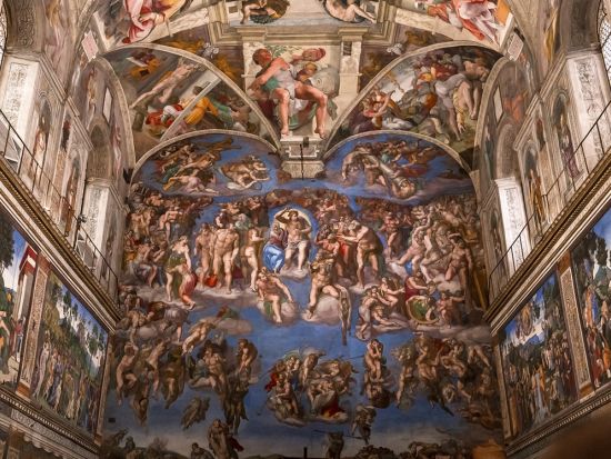 ヴァチカン美術館朝食付きツアー　システィーナ礼拝堂＋サン・ピエトロ大聖堂も入場＜約3時間／英語／混載＞by City Wonders