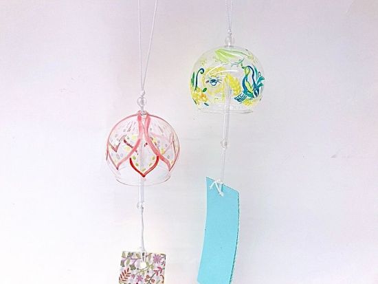 絵付け体験！ 狐面・だるま・風鈴を好きな色で彩るアートクラフト＜約40～60分／京都駅から徒歩5分＞