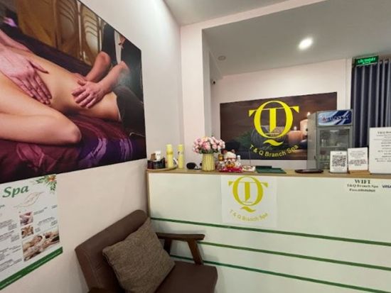 【早朝到着の方向け】ホーチミン乗り継ぎツアー　フォー朝食＆フットマッサージ体験 ＜日本語ガイド／タンソンニャット国際空港発着＞