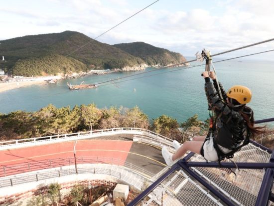 太宗台オーシャンフライングテーマパーク　影島(ヨンド) ジップライン利用券事前購入　釜山の海と空を駆け抜ける爽快体験！