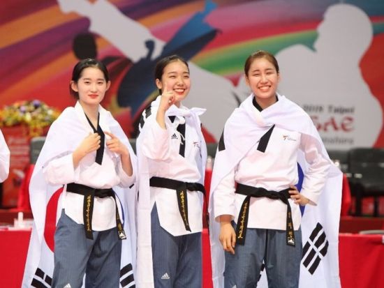 テコンドー体験教室 韓国代表出身の師範が指導！初心者にもおすすめの手ぶらでテコンドー体験＜江南・ヤンジェ駅／韓国語＆英語＞