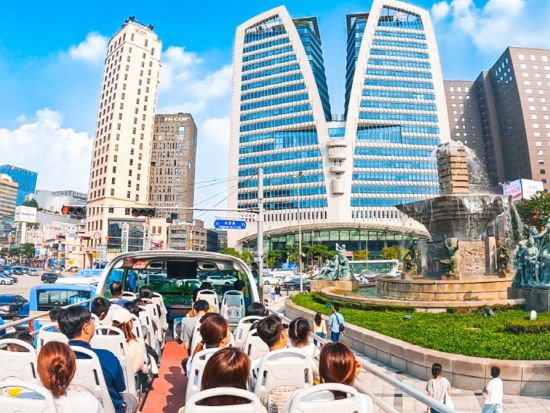 東大門「Seoul City Tour Bus」2階建てシティツアーバス 伝統文化コース 世界遺産宗廟や伝統市場をめぐる＜1日乗り降り自由／東大門発＞