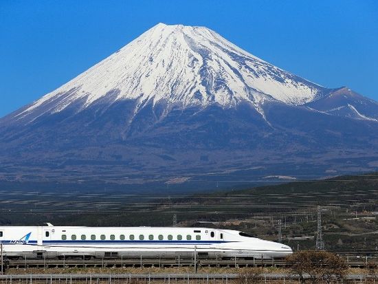 Shinkansen.gallery_image.10