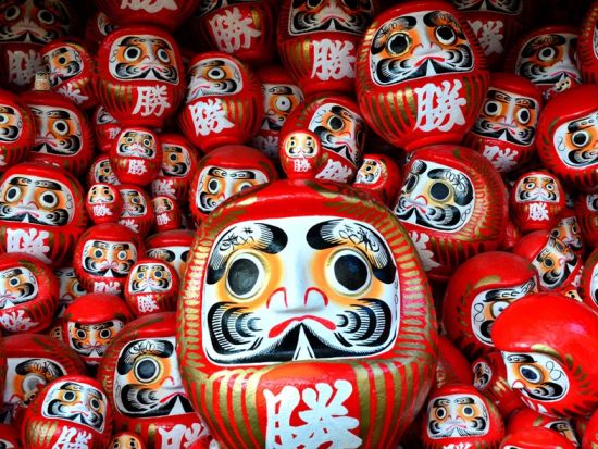 【大阪発】期間限定桜舞う背割堤 京都随一の花見ツアー！宇治のお茶スイーツ＆抹茶づくり体験！勝尾寺の願いが叶う勝ちダルマ！【日英中ガイド】