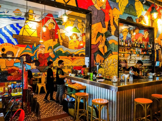 午後ゆったり出発！YouTuberベトナムひろみさん監修 ホーチミン市内観光ツアー プロパガンダ・ベトナミーズ・ビストロでの夕食付き＜日本語ガイド＞