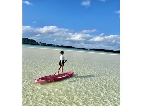 川平湾SUP 真っ白な砂浜と“カビラブルー”を堪能◎GoPro貸出＆写真付き ANAグループ機内誌「翼の王国」掲載＜約2時間／現地集合おすすめ／石垣島＞