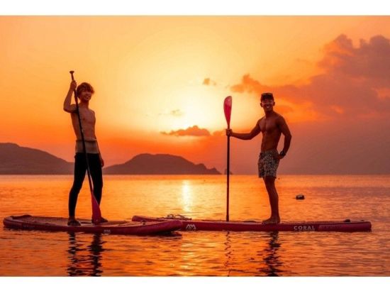 サンセットSUPツアー 赤く染まるサンセットで特別なひとときを SNS映え撮影も◎ANAグループ機内誌「翼の王国」掲載＜約2時間／現地集合おすすめ／石垣島＞
