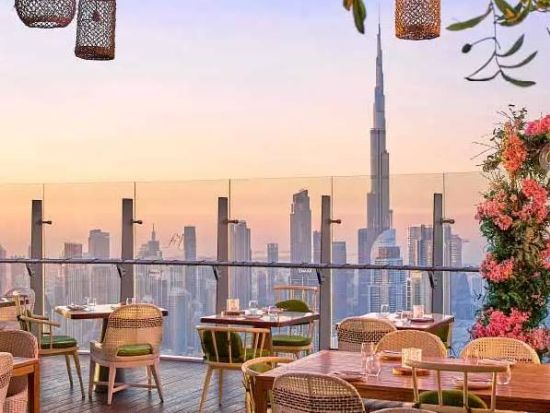 フィリア・ドバイ（Fi’lia Dubai）☆食事券＆事前予約サービス 75階インフィニティプールの特典付き！＜ランチ＞ *SLSドバイ ホテル＆レジデンス内