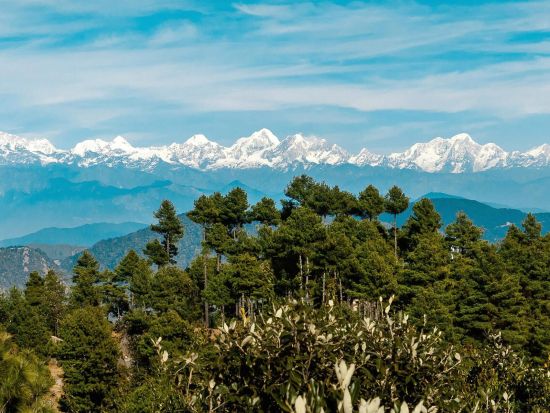 【カトマンズ発・近郊ツアー】感動的なエベレストのパノラマビュー！ダマン日帰りツアー＜貸切チャーター／日本語ガイド／昼食付＞