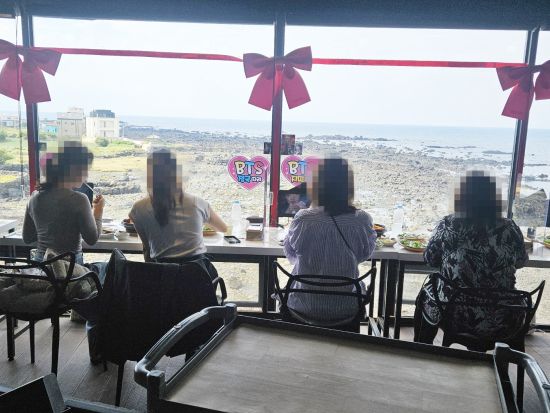 『Are You Sure!?』聖地巡礼ツアー　大人気アイドルメンバーが訪れたスポットを1日で巡る！ヨットクルーズ込み＜昼食＆夕食付／日本語ガイド＞