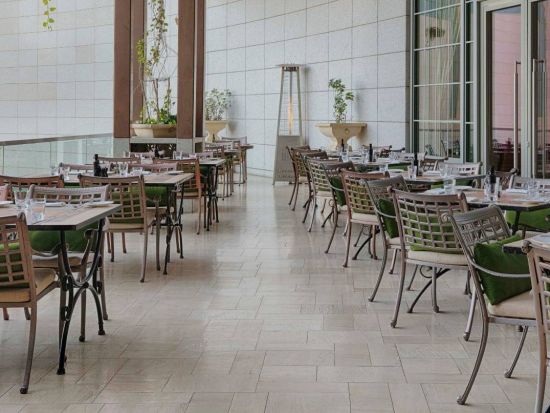 ヴィラ・トスカーナ（Villa Toscana）☆食事券＆事前予約サービス ＜ランチ＞ *セント・レジスホテル内