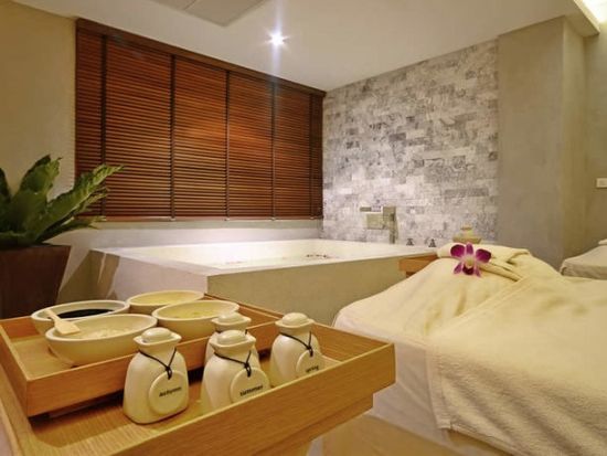 レッツ・リラックススパ「Let's Relax Spa」エカマイ店　タイ政府認可のセラピスト在籍スパ＜エカマイ駅徒歩6分＞