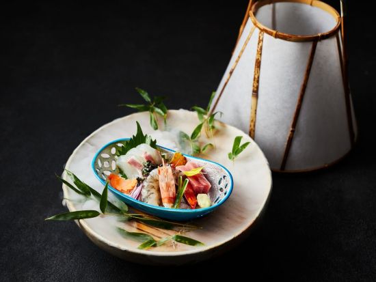 西宮神社祈祷体験＋神恩和食フルコース 商売繁盛と良縁を願う 個室でフルコースを堪能 大切な記念日にもおすすめ＜おみくじ付き＞