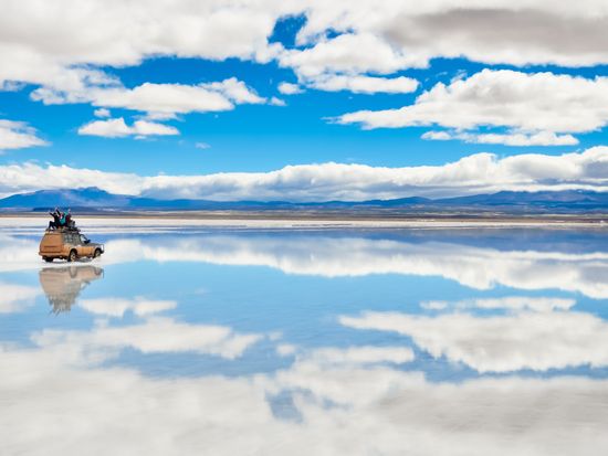Bolivia_Uyuni_shutterstock_485637175