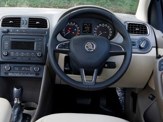 カトマンズわがままチャーター☆自由にカトマンズ市内観光 8時間プラン＜英語ドライバー／セダンorワゴン＞*最大13名様まで乗車可能