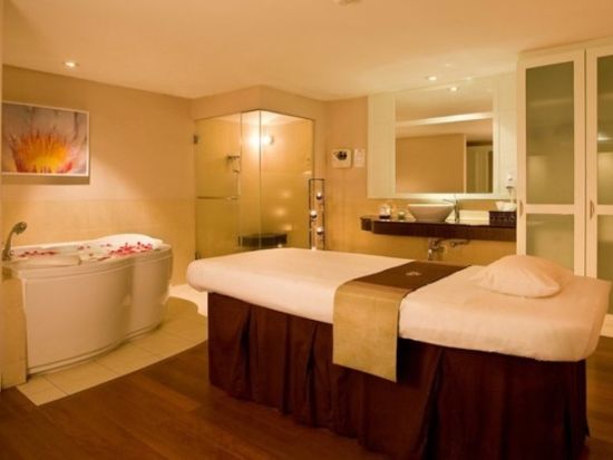 レッツ・リラックススパ「Let's Relax Spa」スクンビット39店　タイ政府認可のセラピスト在籍スパ＜プロンポン駅＞