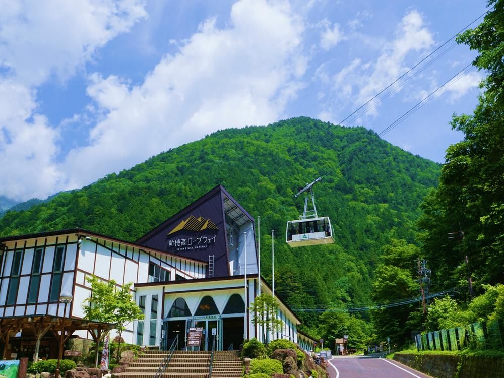 鬼岩公園 岩穴くぐりガイドツアー ガイドと一緒に普段は入ることが