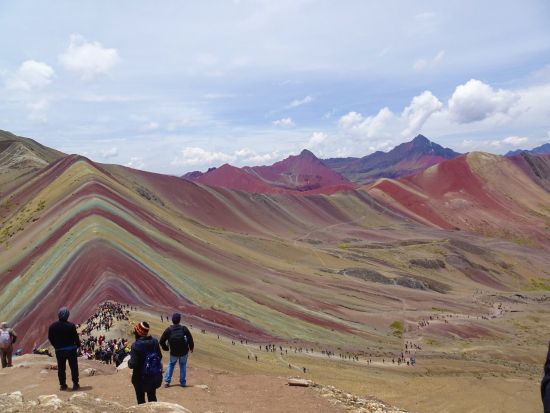 【プライベート】標高5100mの秘境！レインボーマウンテン 日帰りトレッキングツアー＜日本語ガイド／朝＆昼食付／クスコ発＞