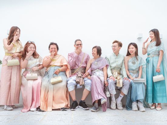 タイ民族衣装レンタル　センス・オブ・タイ「Sense of Thai」 きらめく衣装で街歩き＜日本語対応可＞