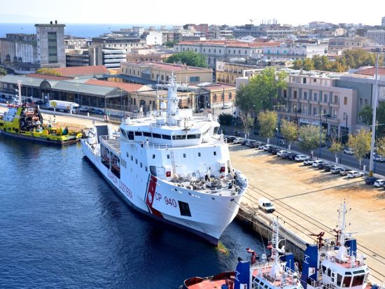 【寄港地観光】メッシーナ港発着！タオルミーナを自由に巡る観光ツアー＜貸切／5時間or7時間／現地語ドライバー＞by MAX HARVEST