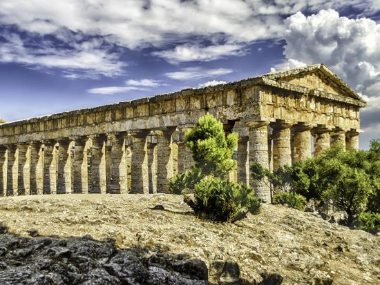 【寄港地観光】パレルモ港発着！セジェスタ遺跡＆自由に巡るモンレアーレ観光ツアー＜貸切／7時間／現地語ドライバー＞by MAX HARVEST