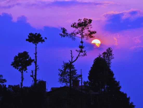 ヒマラヤの絶景ツアー☆ナガルコットで感動的な朝日を鑑賞＜早朝／貸切チャーター／カトマンズ発＞